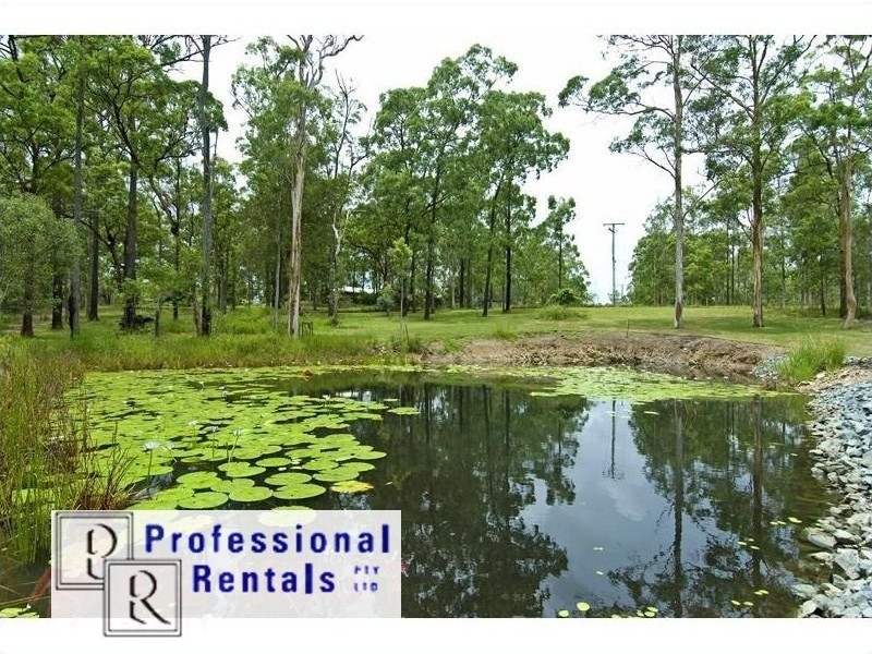 2-28 Lakeside Drive, Carbrook QLD 4130