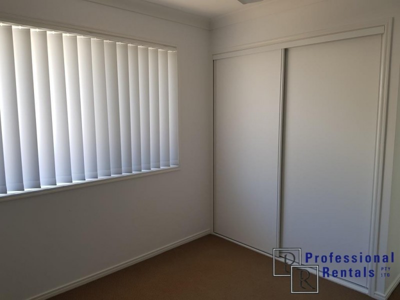 5 Lancaster Circuit, Redland Bay QLD 4165