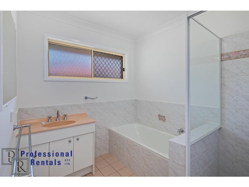 12 Ralph Street, Cleveland QLD 4163