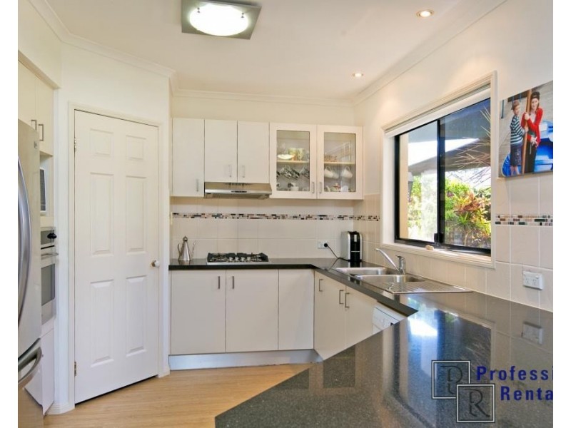14 Hawkins Place, Thornlands QLD 4164