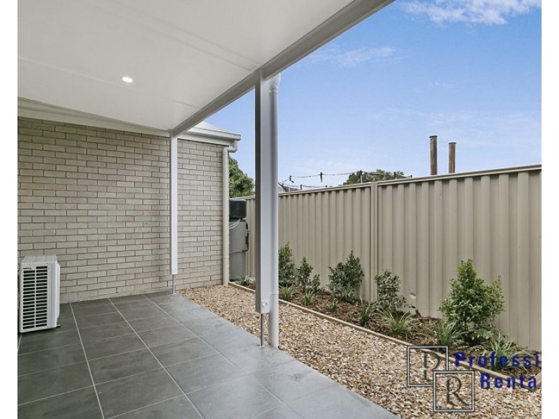 2/159 Middle Street, Cleveland QLD 4163