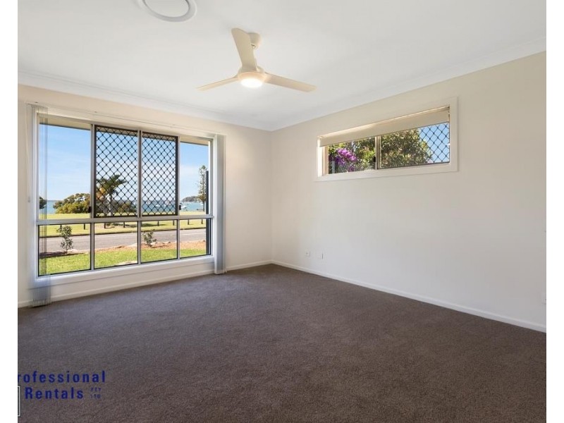 29 Orana Esplanade, Victoria Point QLD 4165