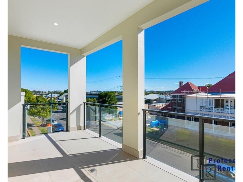 72 Pine Street, Wynnum QLD 4178