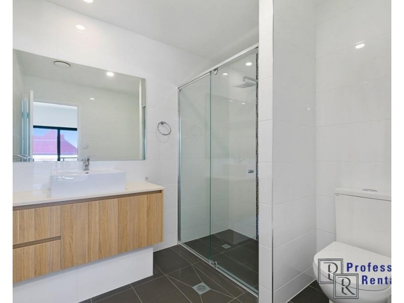 72 Pine Street, Wynnum QLD 4178