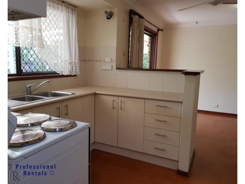 1 St Georges Court, Victoria Point QLD 4165