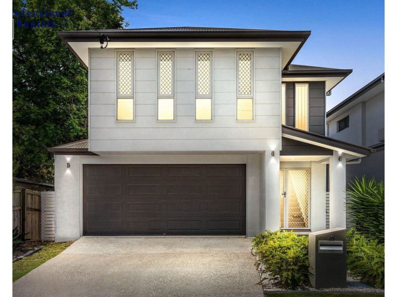 61 Cavell Street, Birkdale QLD 4159