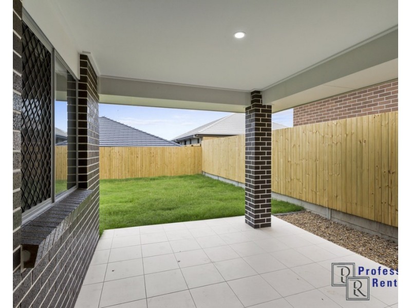 16 Preston Street, Ormeau Hills QLD 4208