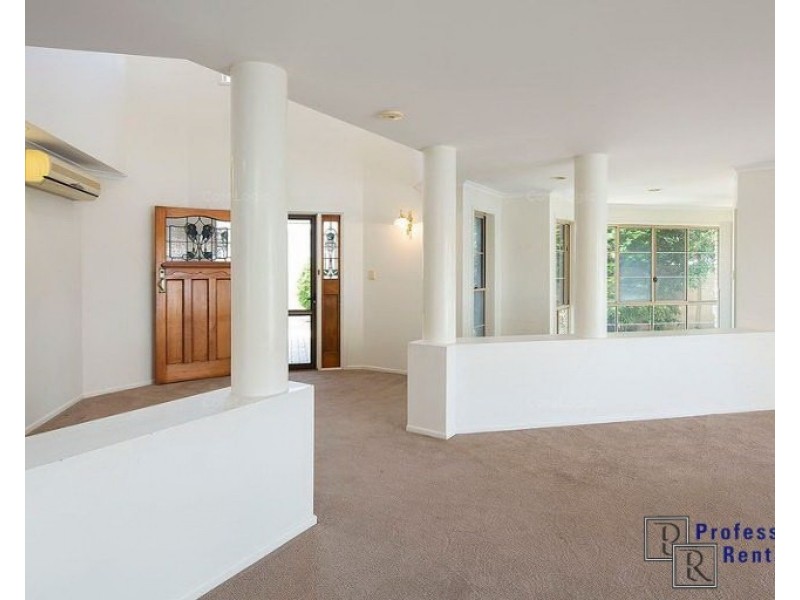 45 Plymouth Court, Cleveland QLD 4163