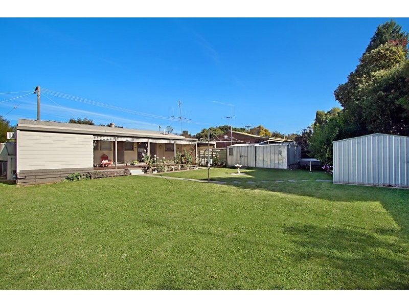 15 Marroo Street, White Hills VIC 3550