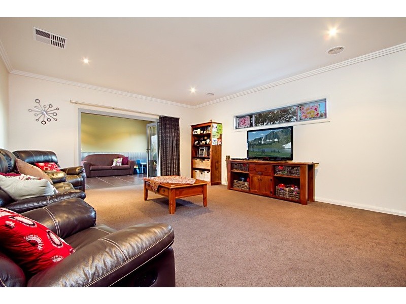 3 Skibo Heights, White Hills VIC 3550