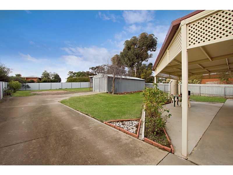 13 Hattam Street, Bendigo VIC 3550
