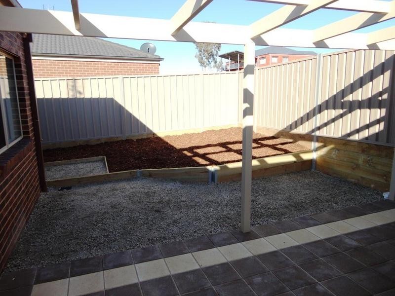 31A Londonderry Way, Epsom VIC 3551