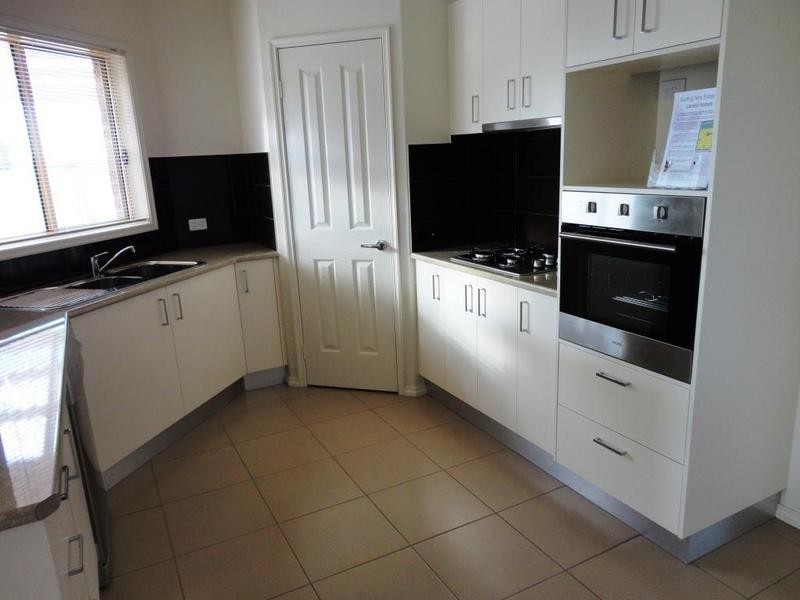 2 Garden Drive, Epsom VIC 3551