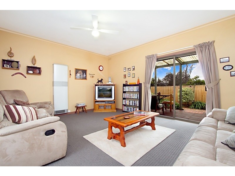 9 Poplar Street, Golden Square VIC 3555