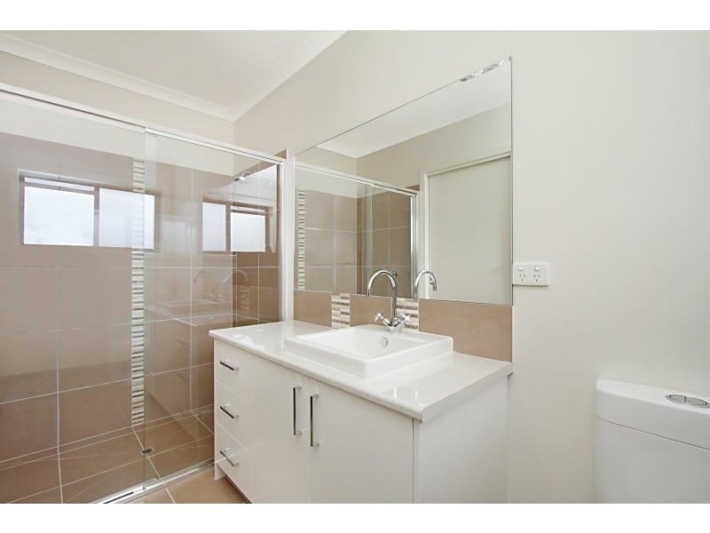 18 Emmett Street, Golden Square VIC 3555