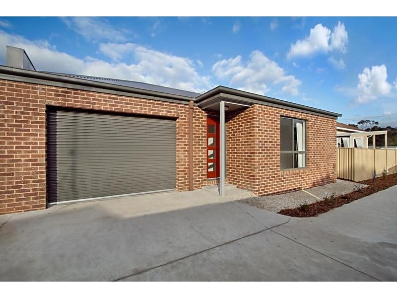 19a Station Street, Kangaroo Flat VIC 3555