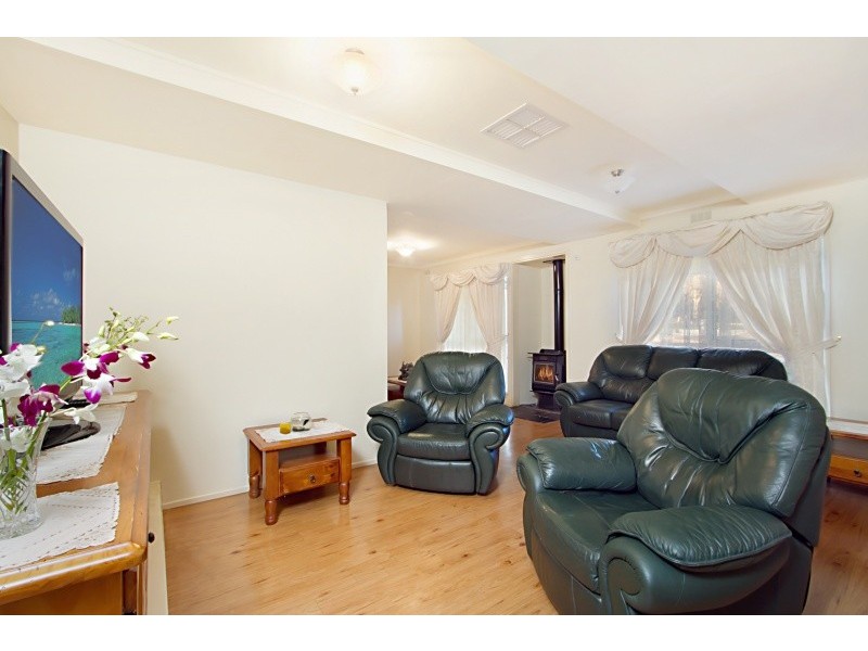 88 Edwards Road, Maiden Gully VIC 3551