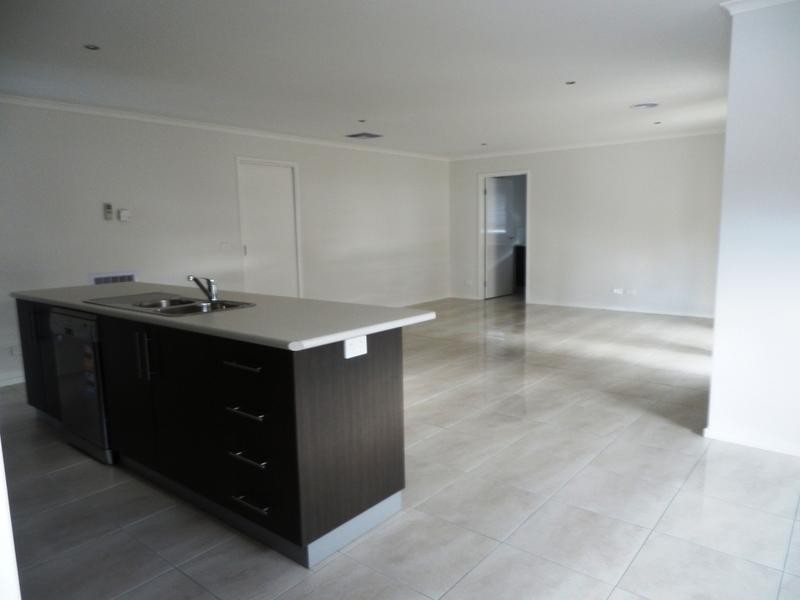 25 Victoria Avenue, Kangaroo Flat VIC 3555