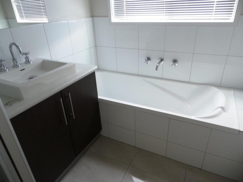 25 Victoria Avenue, Kangaroo Flat VIC 3555