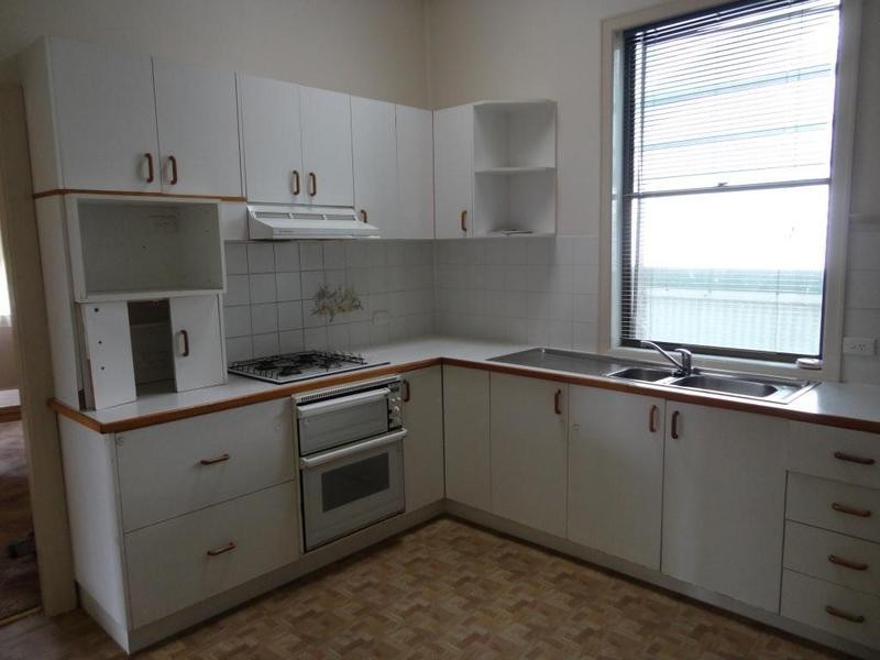 16 Hargreaves Street, Bendigo VIC 3550