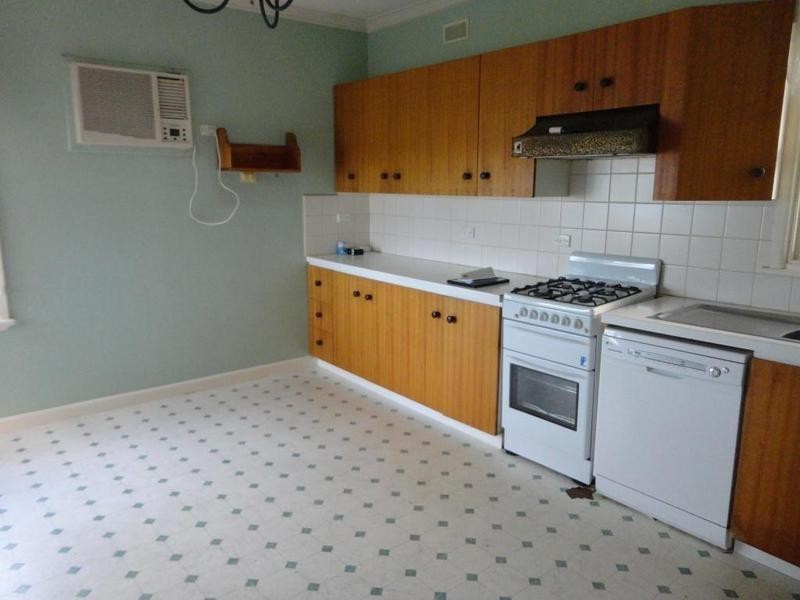 25 Harpin Street, Strathdale VIC 3550