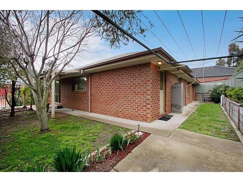 11 Devon Close, Strathdale VIC 3550