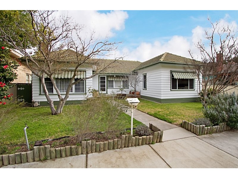 8 Fir Street, Golden Square VIC 3555