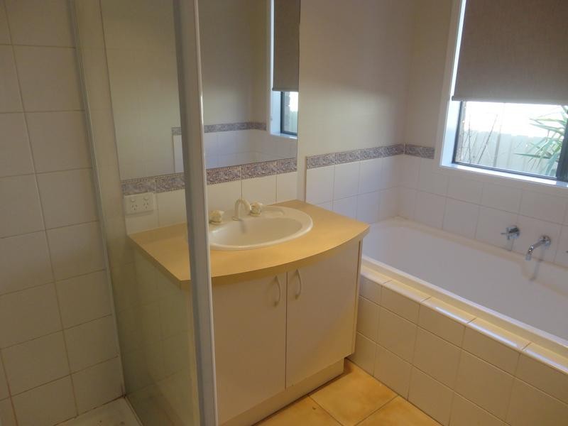 25 Pioneer Drive, Maiden Gully VIC 3551