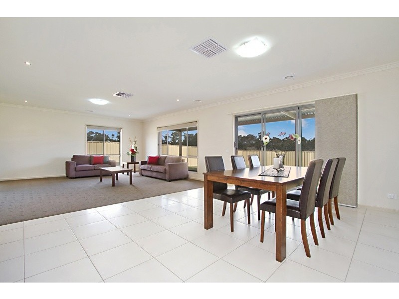 10 Lindsay Court, Strathfieldsaye VIC 3551