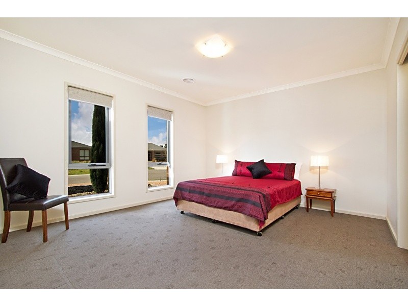 10 Lindsay Court, Strathfieldsaye VIC 3551