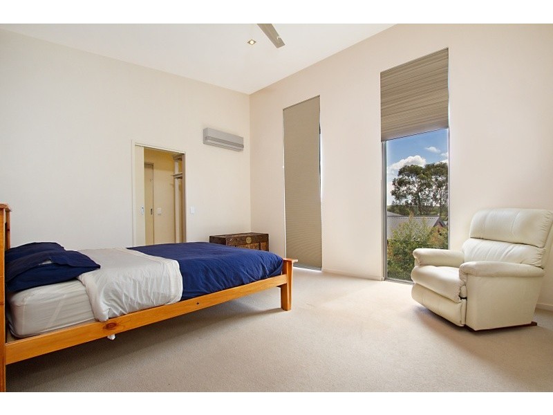 3 Luke Place, Flora Hill VIC 3550