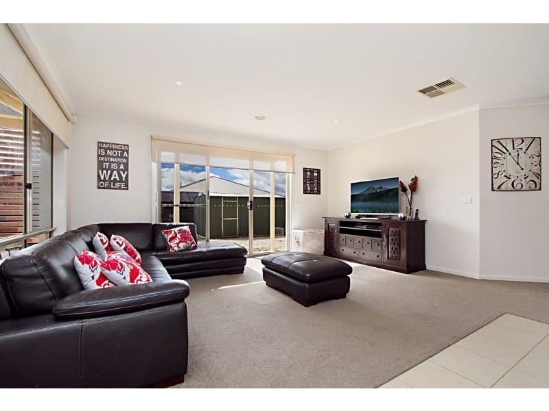 6 Smyrna Drive, Strathfieldsaye VIC 3551