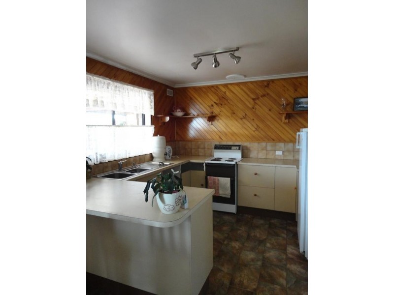 123 Macdougall Road, Golden Square VIC 3555