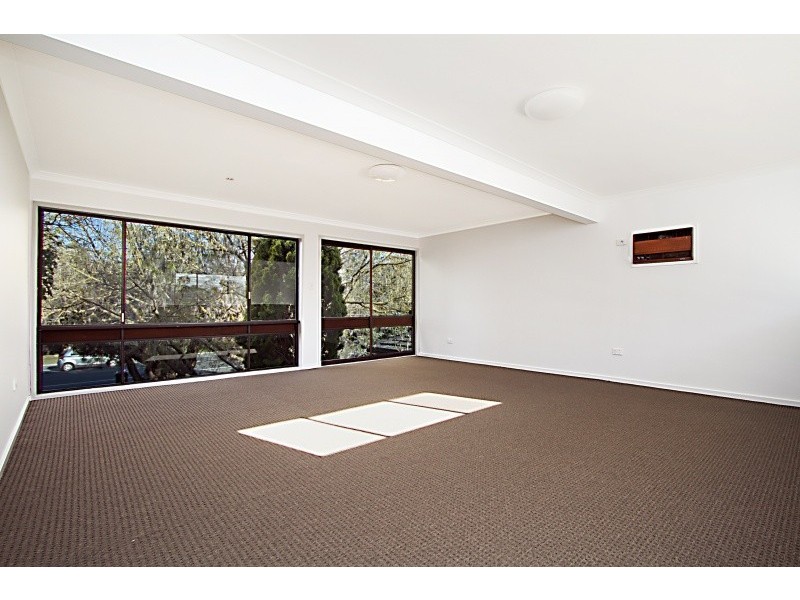 5 Mitchell Street, Kangaroo Flat VIC 3555