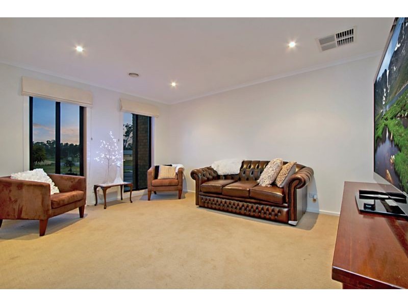 76 Bassett Drive, Strathfieldsaye VIC 3551