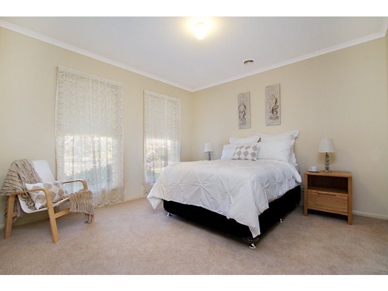 1 Glenshael Court, Strathfieldsaye VIC 3551