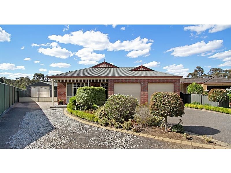 12 Abbey Close, Eaglehawk VIC 3556