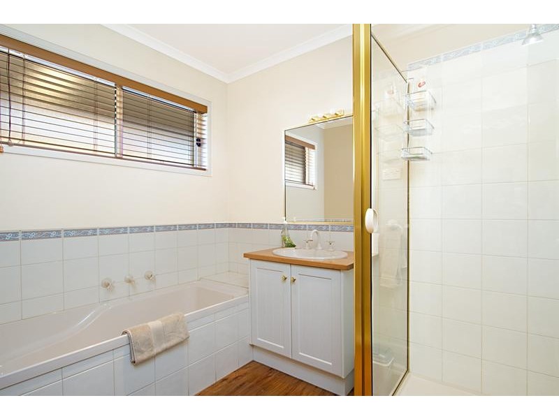 12 Abbey Close, Eaglehawk VIC 3556