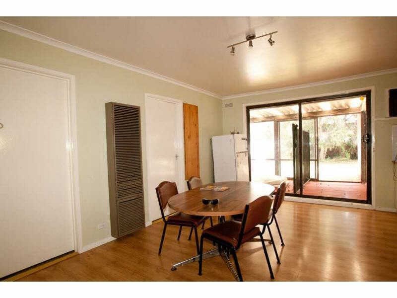 14 Butcher Street, Strathdale VIC 3550