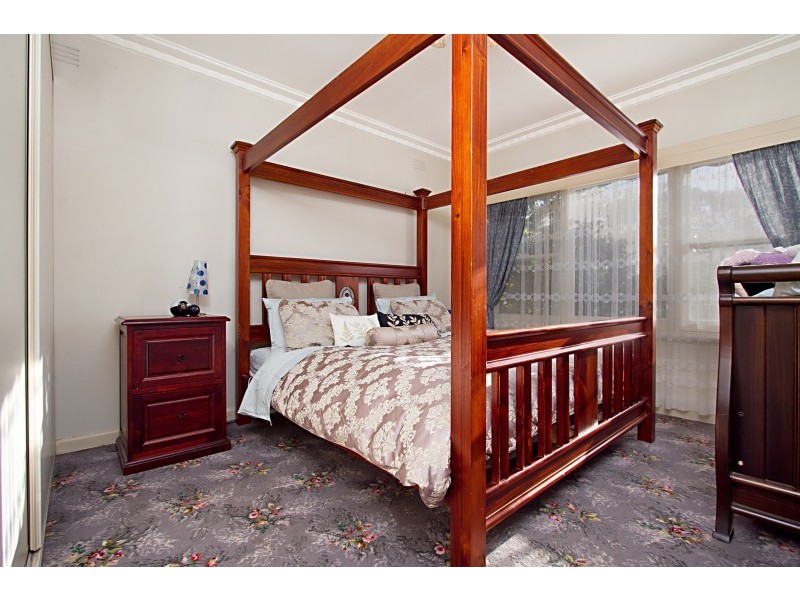 60 Specimen Hill Road, Golden Square VIC 3555