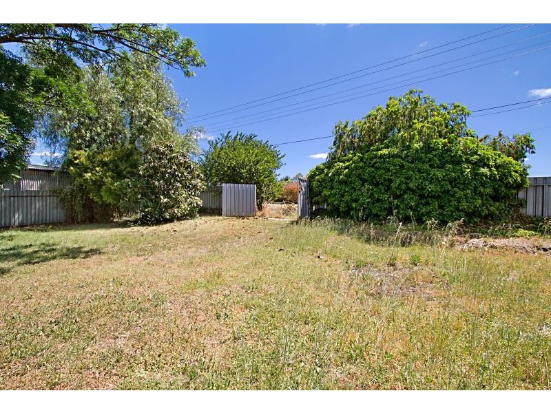 33 Railway Street, Kangaroo Flat VIC 3555