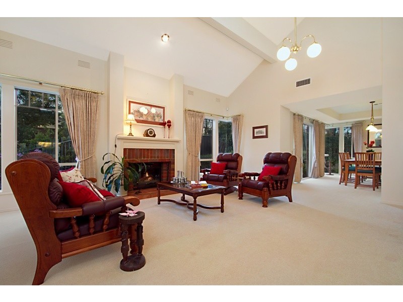 13 Stephens Court, Strathdale VIC 3550