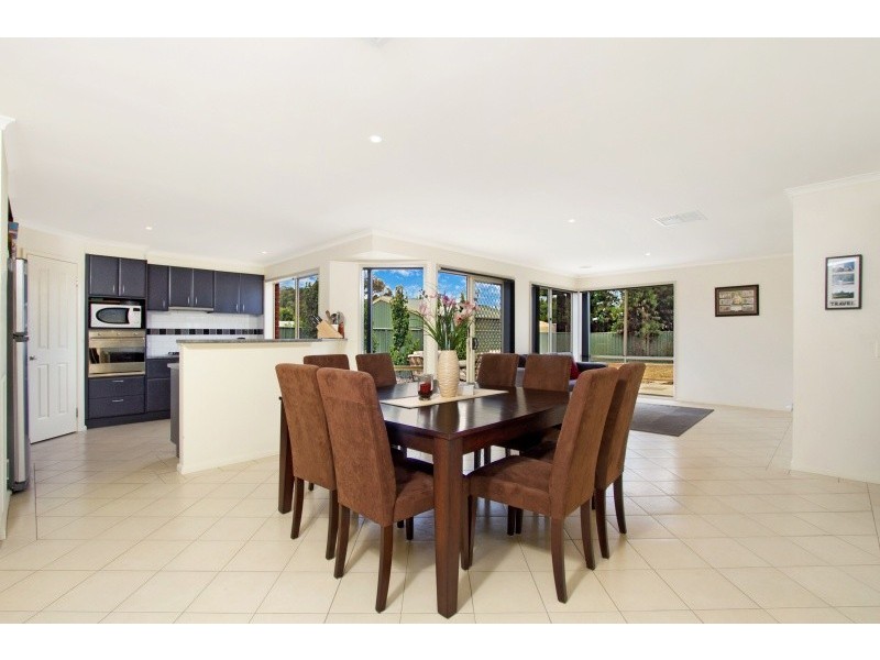 32 Parkway Drive, Strathfieldsaye VIC 3551