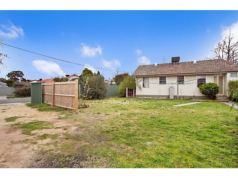 1 Clayton Court, Golden Square VIC 3555