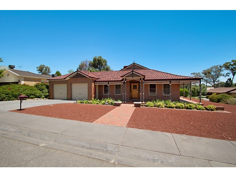 15 Figtree Lane, Strathdale VIC 3550