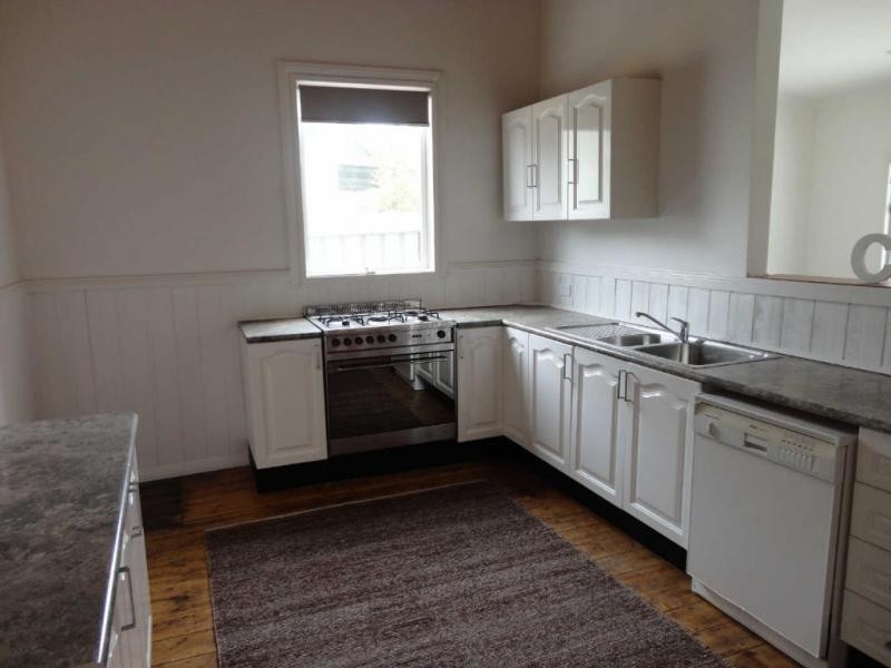 20 Macdougall Road, Golden Square VIC 3555