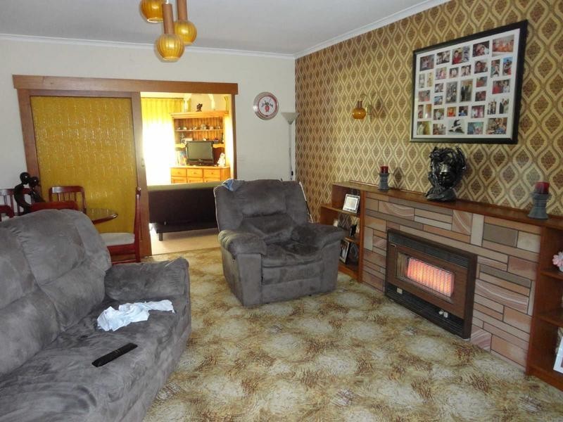 1 Hakea Street, Kennington VIC 3550