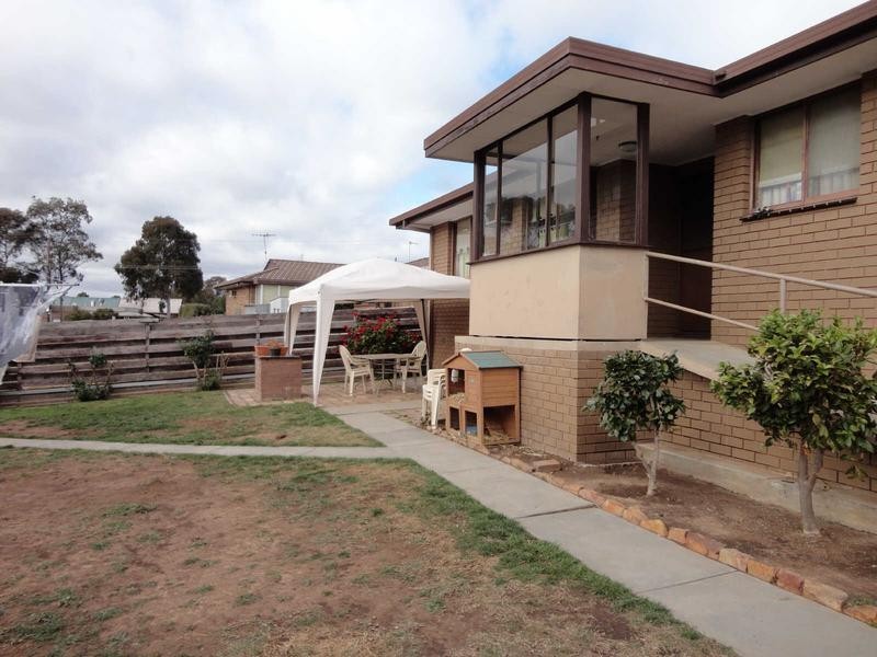 1 Hakea Street, Kennington VIC 3550