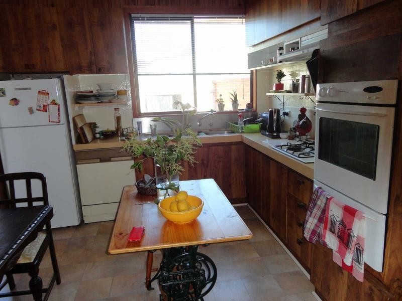 192 High Street, Kangaroo Flat VIC 3555