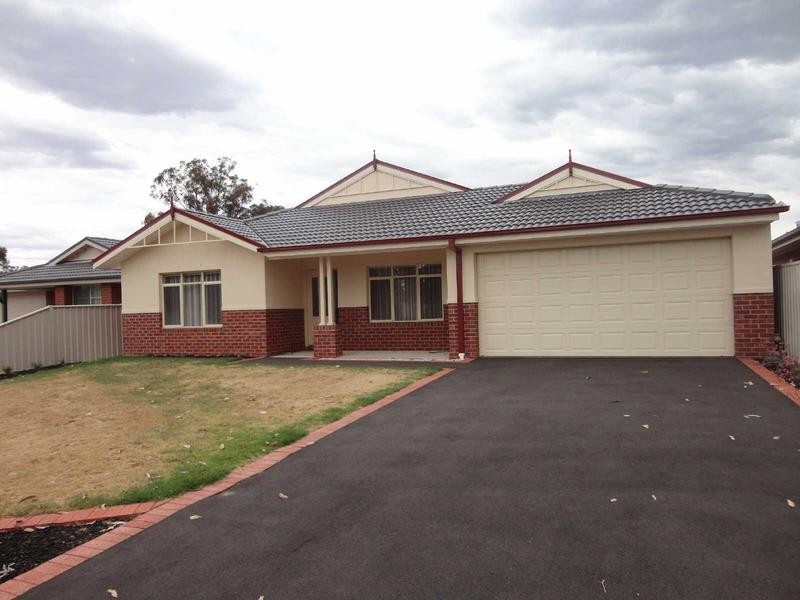 14 Elandra Drive, Epsom VIC 3551